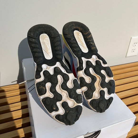 Nike Air Max 270 React Bauhaus Women’s Size 8 - Picture 4 of 8